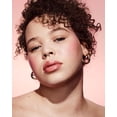 thumbnail image 4 of El colorete en crema Fenty Beauty de Rihanna realza a Pinky Promise, 4 of 5