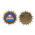 thumbnail image 1 of Mexico Candy esqueleto día de muertos Pin de gancho de metal vintage con forma de sol Unbranded M, 1 of 3