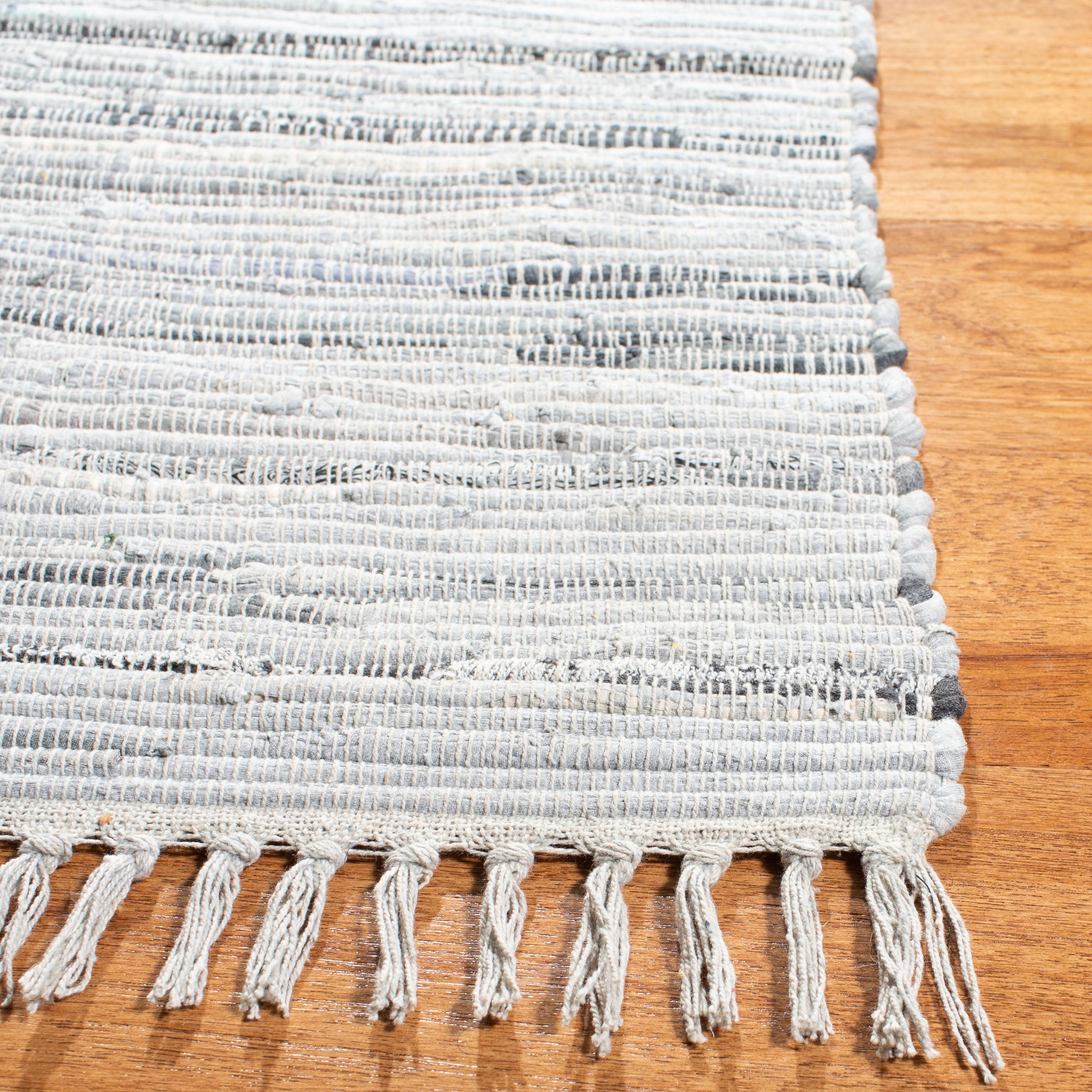 SAFAVIEH Rag Robynne Striped Cotton Area Rug, Grey, 5' x 5' Square