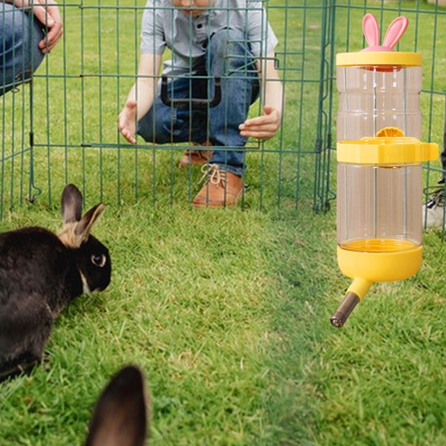 CBFFDC Pet Water Bottle 550ML/950ML Water Feeder Easy Installation Large Capacity Rabbit Ears Cover Pet Dog Cage Hanging Water Bottle Pet Supplies Dog