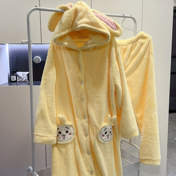 Chiikawa camisón chiikawa Otoño e Invierno pijamas con capucha de terciopelo coral para mujer más ropa gruesa de terciopelo para el hogar para estudiantes
