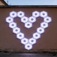 thumbnail image 4 of Luces modulares hexagonales solares Lámpara decorativa exterior • Resistente a todo tipo de clima • Modos de luz dual • Ambiente de jardín y jardín y casa, 4 of 7