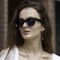 thumbnail image 3 of Ruiao 2025 Gafas de sol de marca negras de diseñador de tonos premium de lujo entero Gafas de sol cuadradas para hombre para mujer, 3 of 5