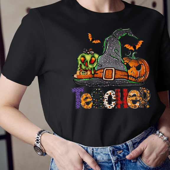 Halloween Pumpkin T-Shirt, Classic Jack O’Lantern Face Tee, Spooky Season Shirt for Men Women, Fall Costume Outfit, Unisex Fit