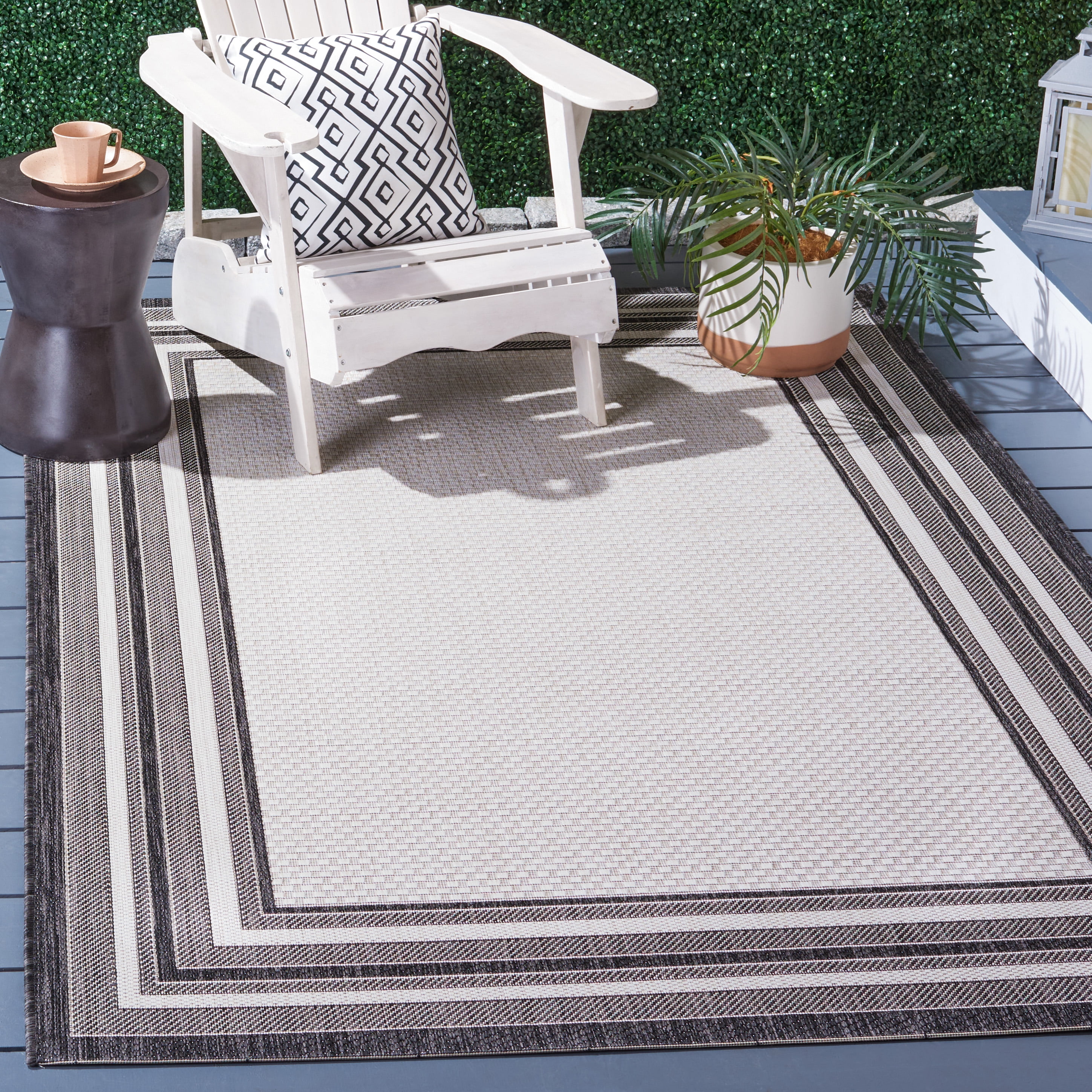 Safavieh Courtyard Ercan Bordered Indoor/Outdoor Area Rug, Ivory/Black, 4' x 4' Square