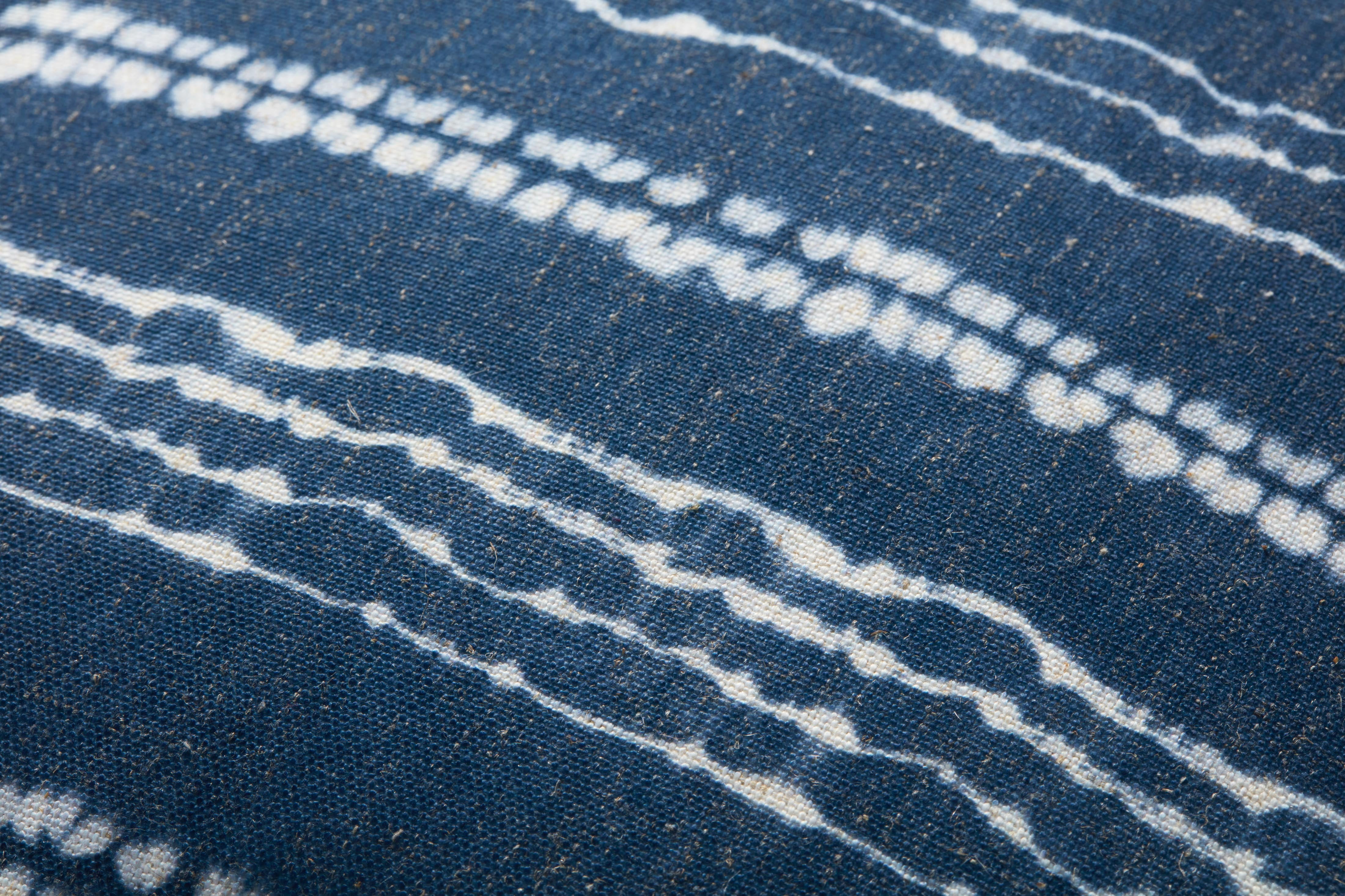 Loloi PF0007 Indigo / Ivory 20 x 20 x 12 Pouf