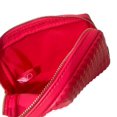 thumbnail image 2 of Bolsa de regalo Valentino para maquillaje y cosméticos con forma de triángulo en 3D, cuadrícula 3D,, 2 of 6