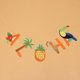 thumbnail image 2 of Bandera de fiesta hawaiana de 1,8 m para playa, banderines colgantes con letras, colores surtidos, 2 of 6