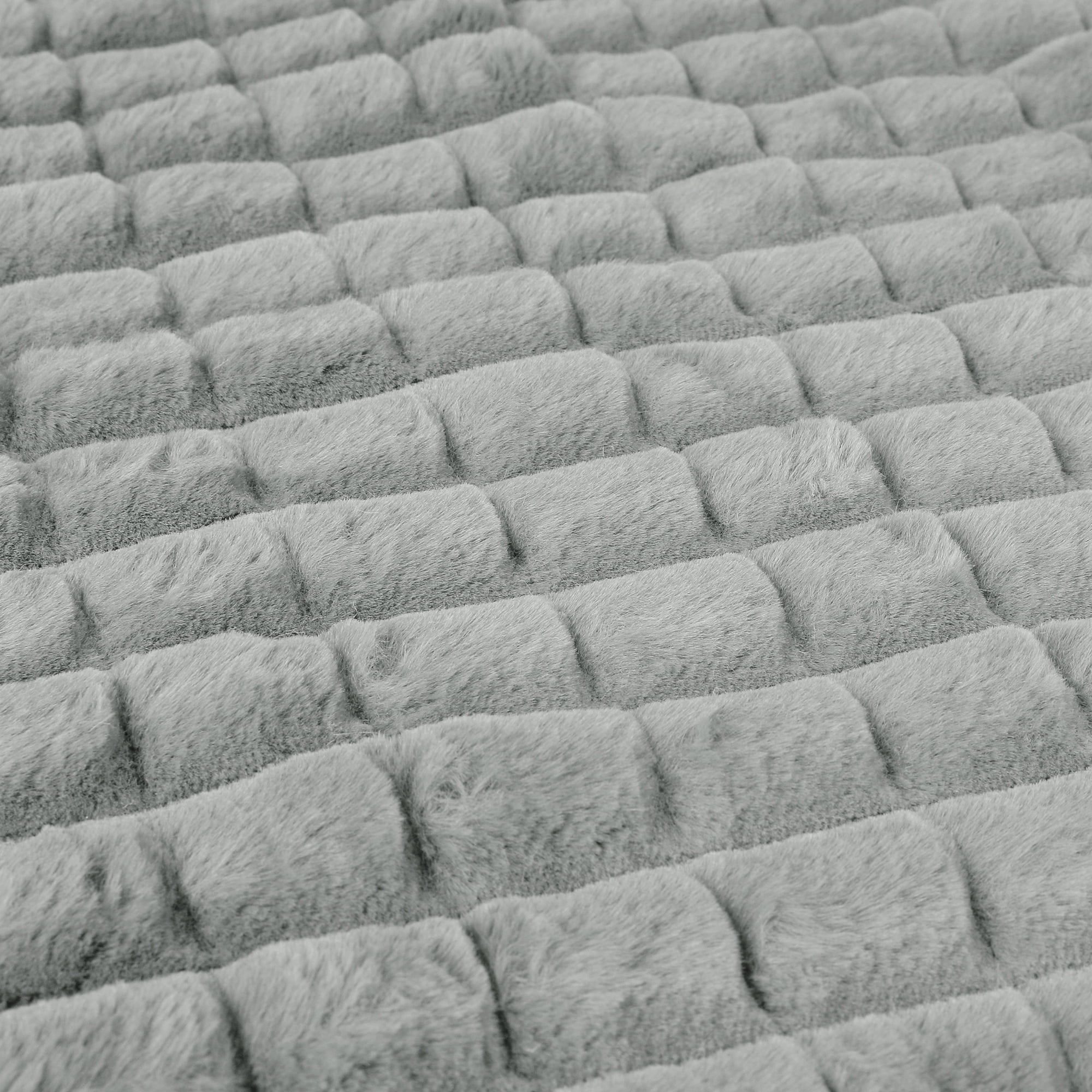 Unique Bargains Checkered Faux Fur Plush Throw Pillow Covers Decorative Pillowcases 2 Pcs Grey 12" x 20"