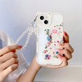 thumbnail image 4 of Compatible con iPhone 13, lindo protector de cámara de oso de flores, funda transparente con bonita correa, pulsera, cadena, niñas y mujeres, funda para iPhone 13 ER, 4 of 5