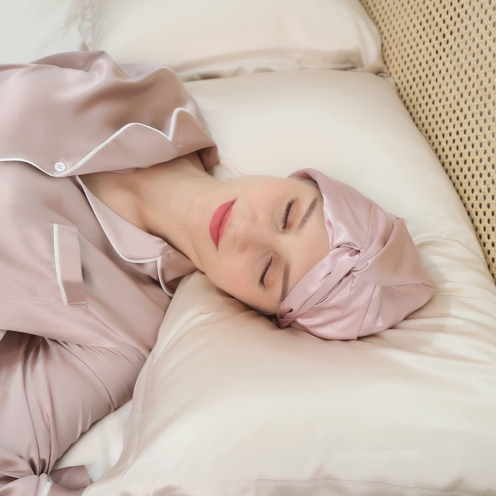 Besque VeganSilk Hair Sleep Wrap, Sleep Cap for Women, Strong Adjustability, One Size Fits Most, Smooth Hair & Keep Hairstyles