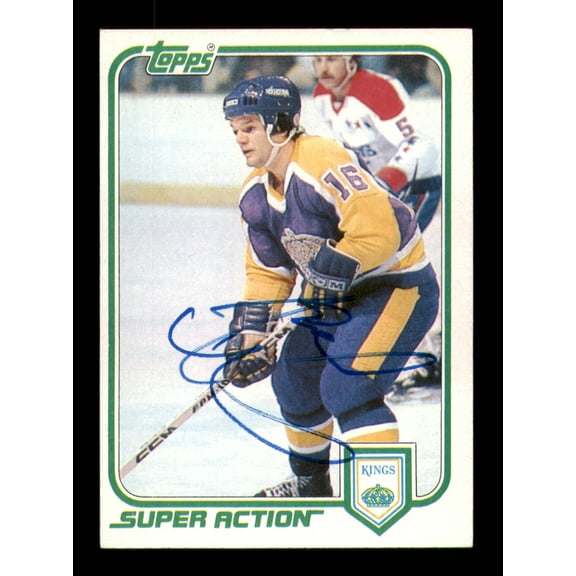 Marcel Dionne Autographed 1981-82 Topps Card #125 Los Angeles Kings SKU #251423