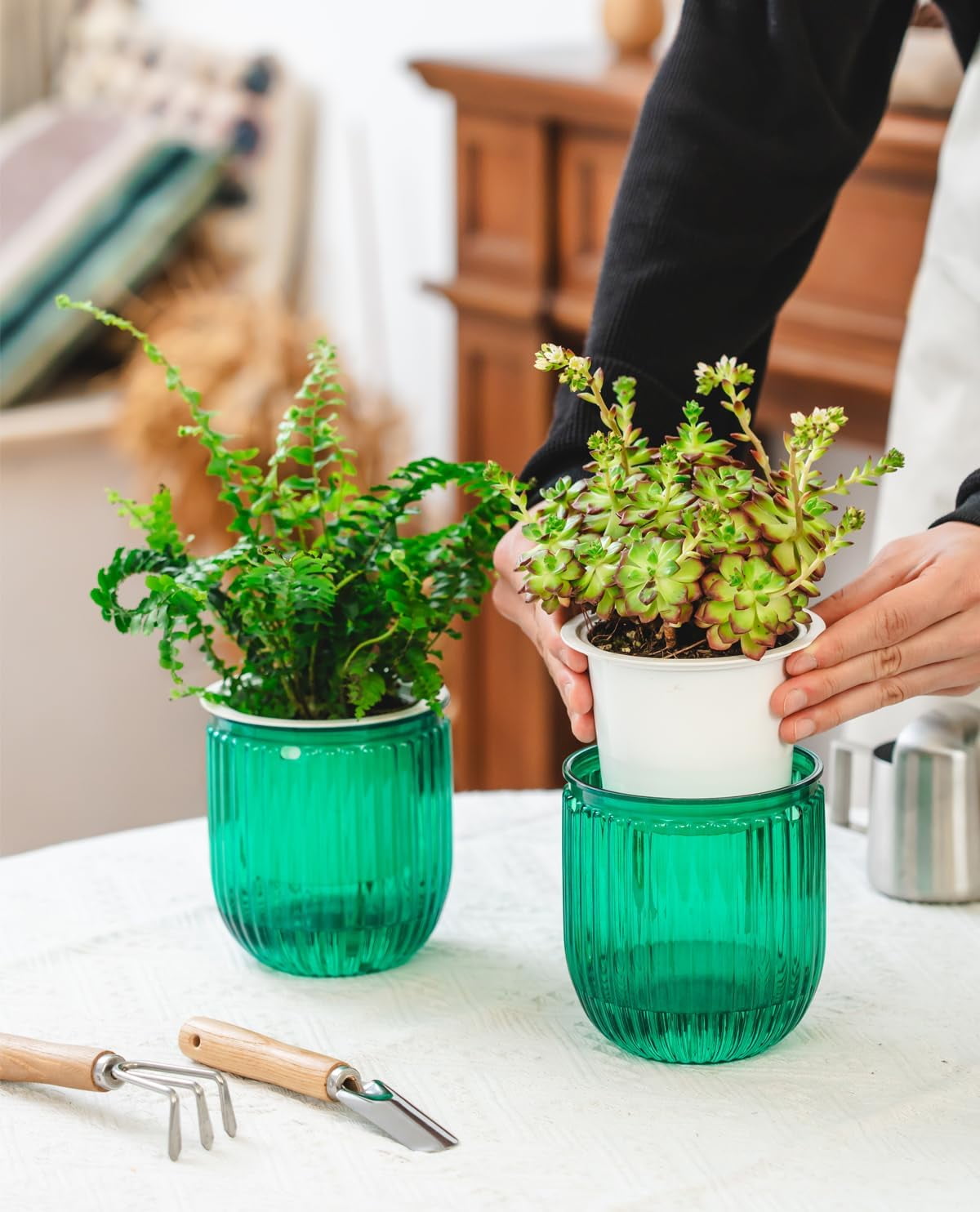 4.5 Inch 2 Pcs Self Watering Hanging Planter Indoor Plant Pots Drainage Holes, Outdoor Small Hanging Planters Flower Pot Basket, Visible Water Level, Plant Hanger Home Decor, Gardening