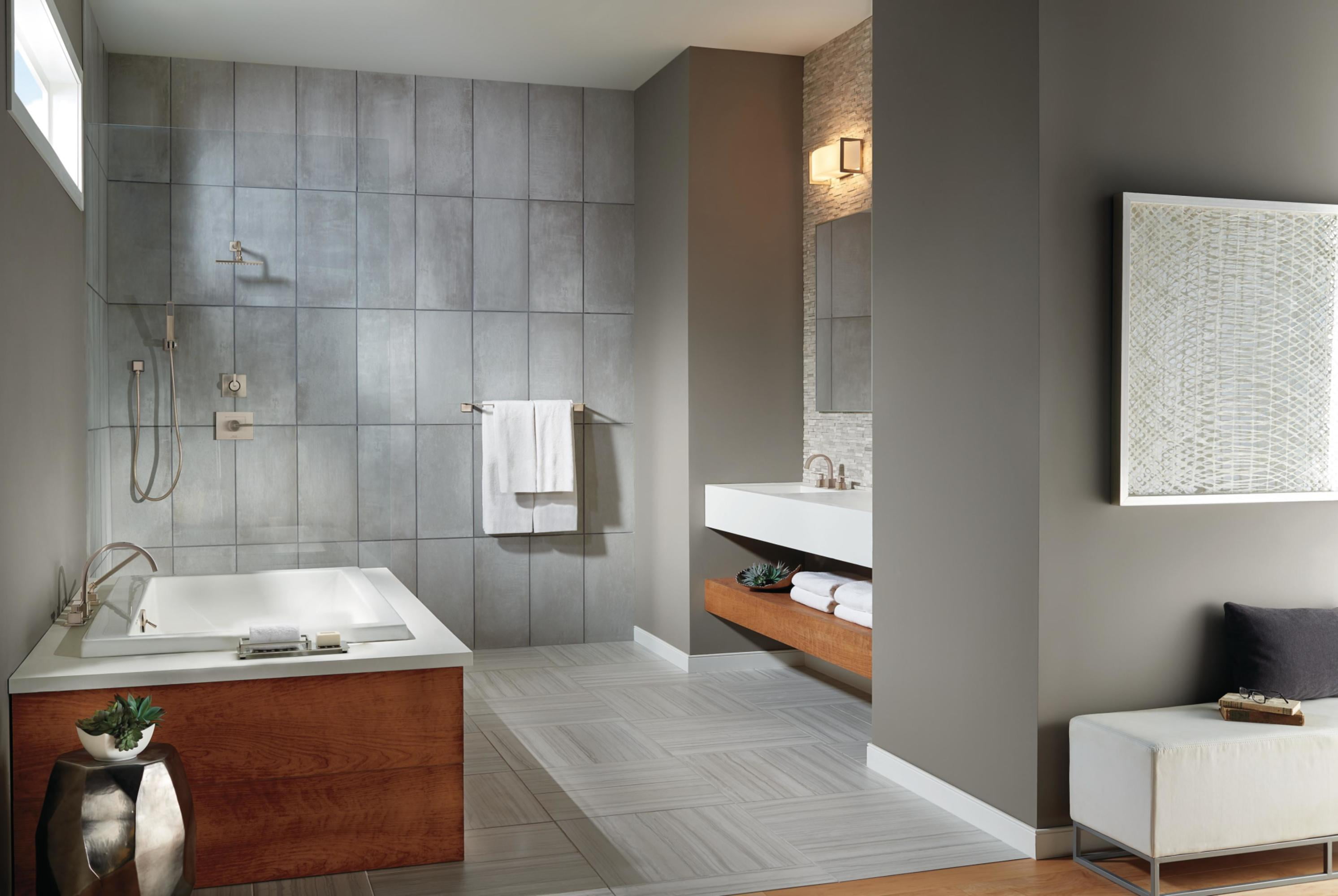 Delta Vero Roman Tub Trim with Hand Shower, Venetian Bronze