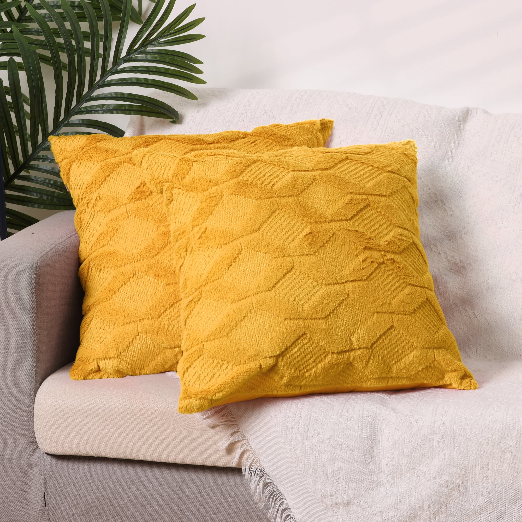 Unique Bargains 4 Pcs Solid Soft Short Plush Pillow Covers Home Decor Yellow 12" x 20"/18" x 18"