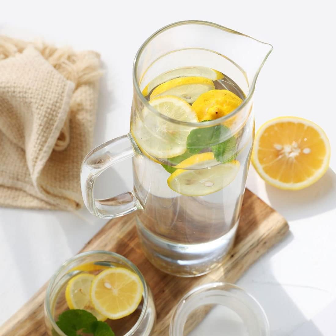 BAKOD Glass Pitcher with Lid Glass Water Carafe with Handle, Fridge Water Jug Cold or Hot Beverages, Iced Tea, Milk, Juice 1500ml/51oz & glass lid