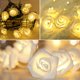 thumbnail image 5 of Guirnalda de luces LED blancas con flores rosas, 30 luces LED para decoración romántica, fiestas, bodas, San Valentín, cumpleaños, Navidad, 5 m, 5 of 5