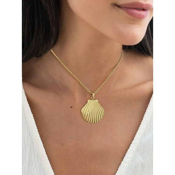 Shell Charm Necklace-14K Gold Plated Charm Necklace Summe Beach Necklaces for Women Dainty Simple Jewelry for Women