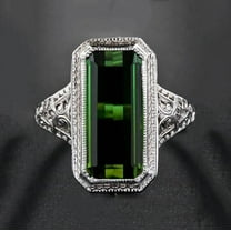 Women's Natural Emerald Large Rectangular Inlaid Zircon Ring