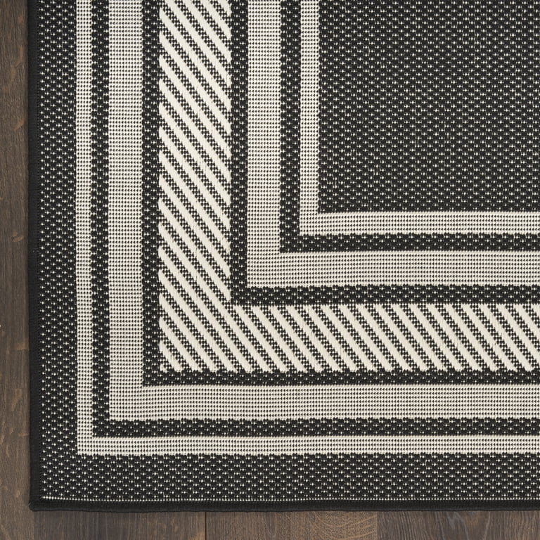 Nourison Horizon Indoor/Outdoor 5' x 7' Black Modern Rug - Walmart.com