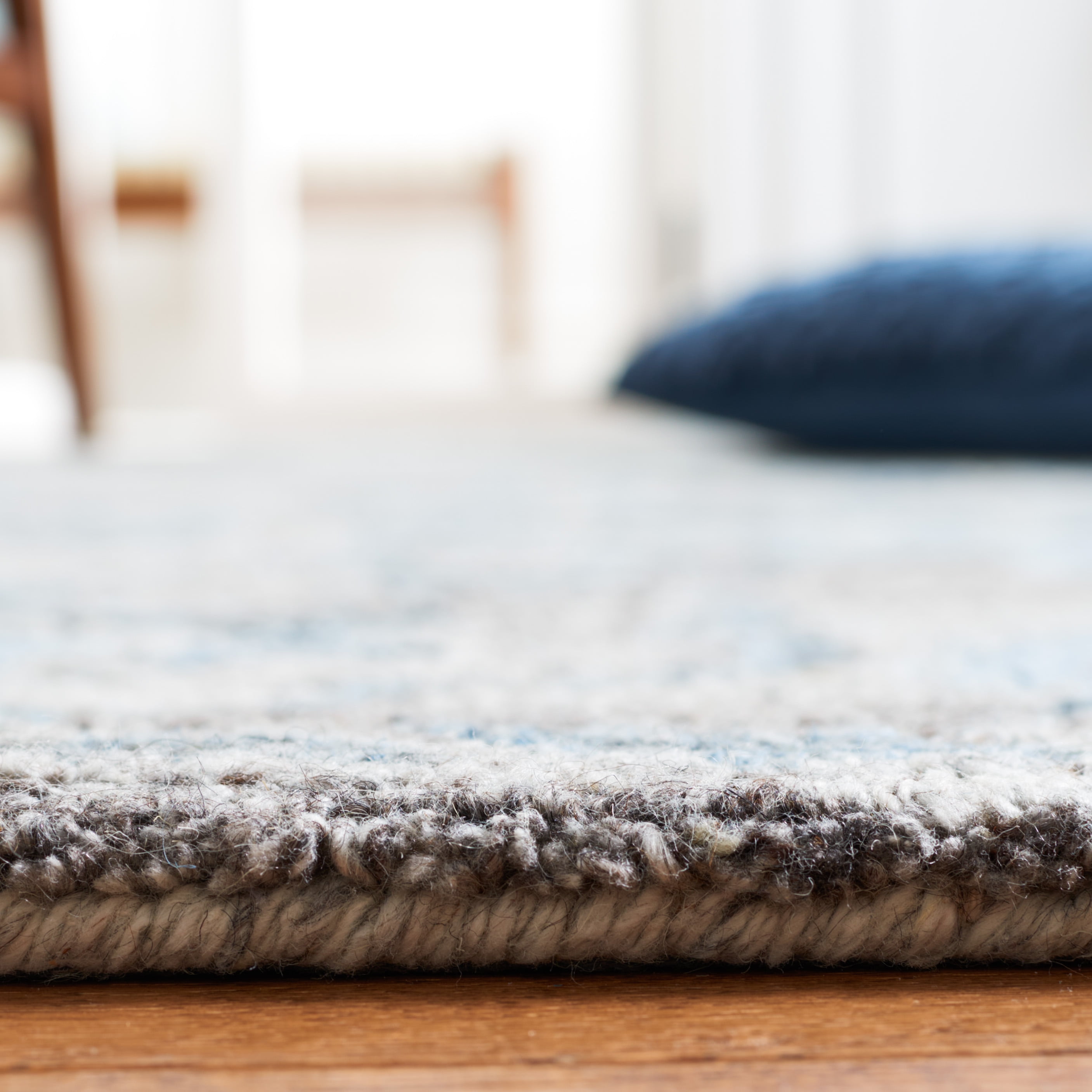 SAFAVIEH Abstract Ksenija Oriental Runner Rug, Gray/Blue, 2'3" x 8'