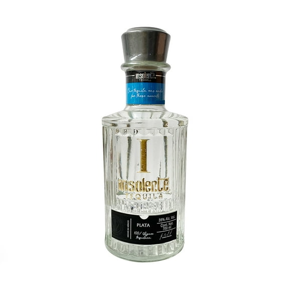 Tequila Insolente Plata 700 ml Insolente Tequila Blanco