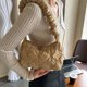 thumbnail image 3 of Bolso de hombro tipo mensajero con diseño de nube plisada y estilo informal para mujer, 3 of 5