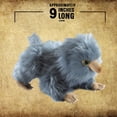 thumbnail image 4 of Peluche The Noble Collection Baby Niffler de 24 cm, color gris, 4 of 9