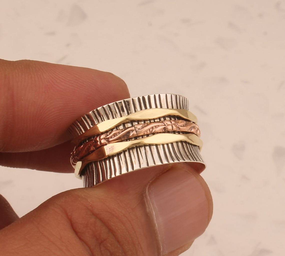 SS DESIGNS- Textured Solid 925 Fidget Spinner Ring – Handmade Anxiety Relief Band for Men & Women, Engraved Stress-Relief Meditation Ring,
