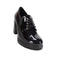 thumbnail image 1 of ZAPATO DE MUJER CASUAL NEGRO CHAROL SINTETICO MARCA LEON 7400, 1 of 4