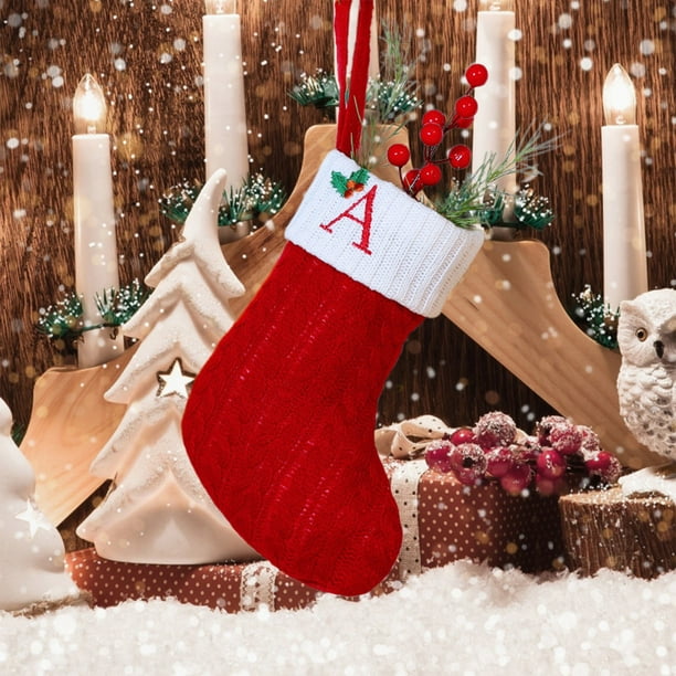 Calcetines navideños con iniciales bordadas | Calcetines de punto para decorar la chimenea | Regalos personalizados para la familia | Juego de decoración festiva para el hogar (1 unidad)