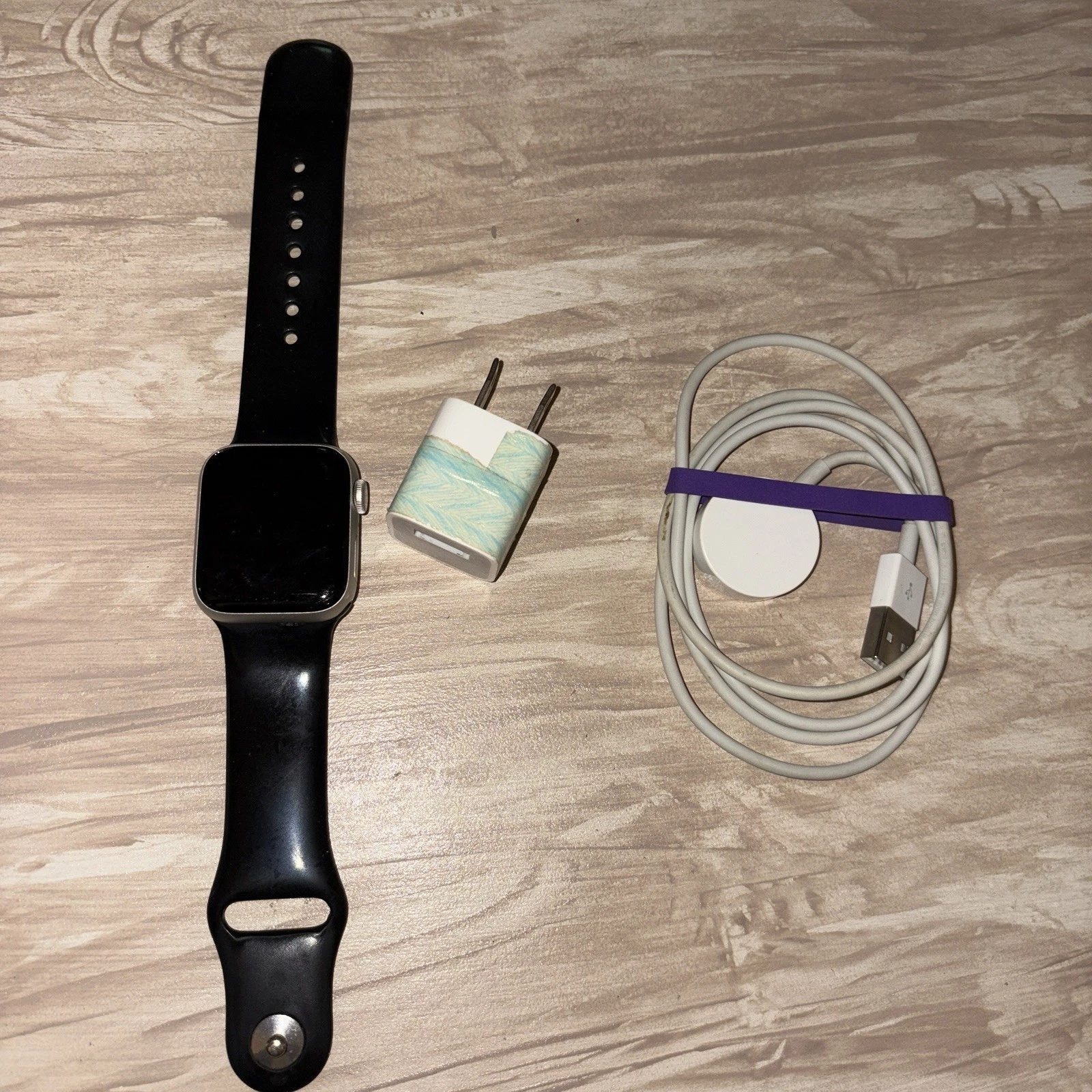 Apple Watch Series 6 40mm GPS Ion-X Glass Aluminum Excellent
