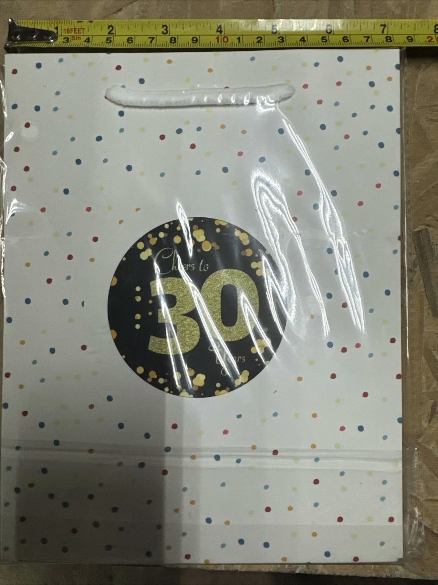 CRESTIN- 2Pcs Gift Bags With Birthday Card For 30Th Birthday Party Poki Dot (Lot Of 2)