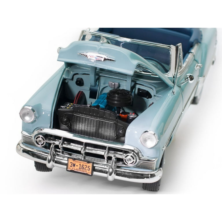 Sun Starダイキャストカー1953 CHEVROET BEL AIR Vintage 1953 Chevrolet Bel Air 1/18 scale Blue Diecast Car