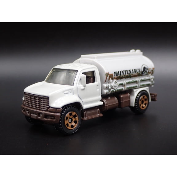 Open Box MAINTENCE WATER OIL TANKER TRUCK JURASSIC WORLD 1:64 MB SCALE DIECAST MODEL CAR