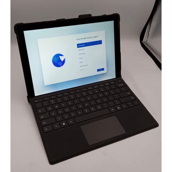 Pre-Owned Microsoft Surface Pro 6 12.3 inch Tablet PC (Bundle Package) - Intel i5-8350U 1.70GHz, 8GB RAM, 256GB SSD