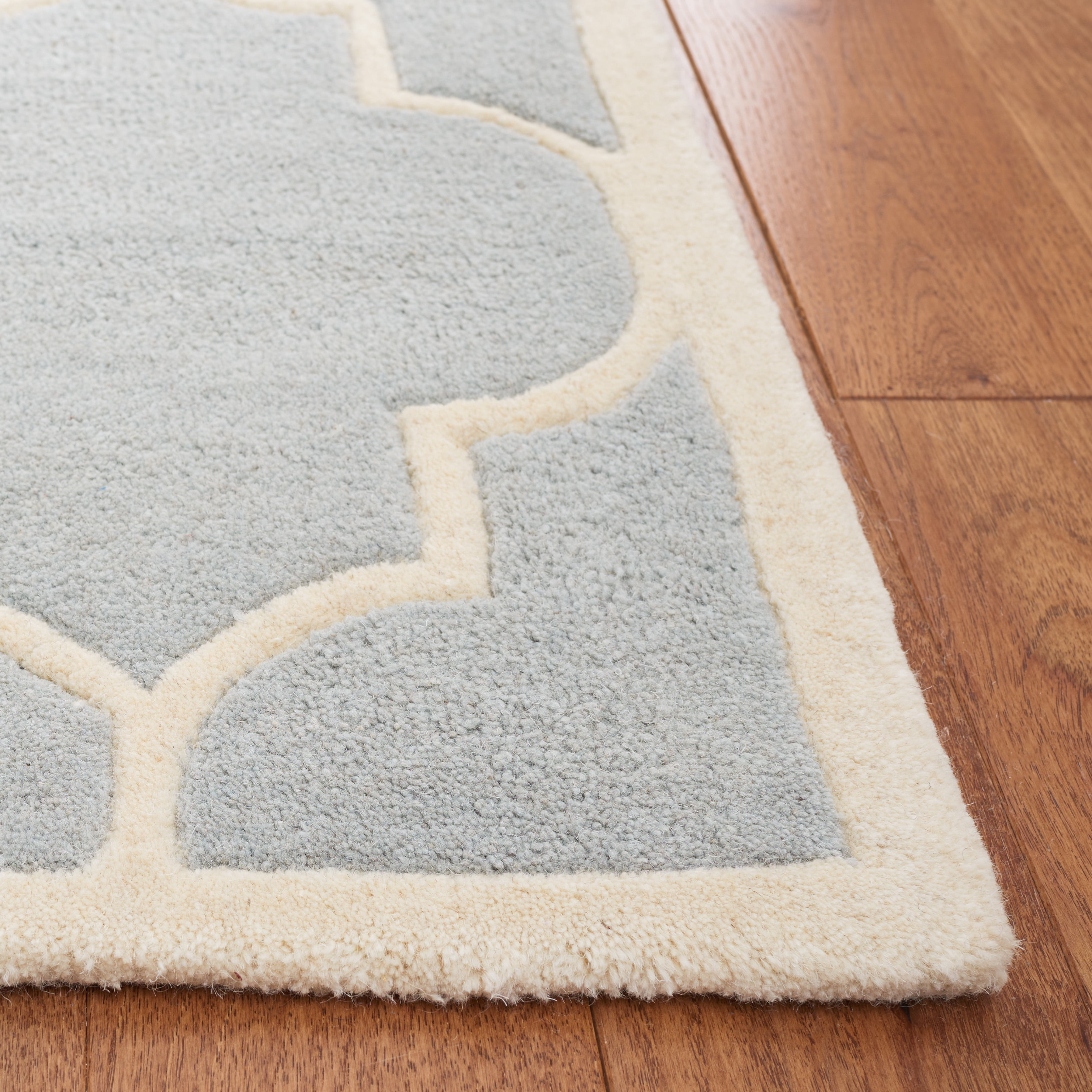 SAFAVIEH Chatham Gavin Geometric Wool Area Rug, Gray/Ivory, 7'6" x 9'6"