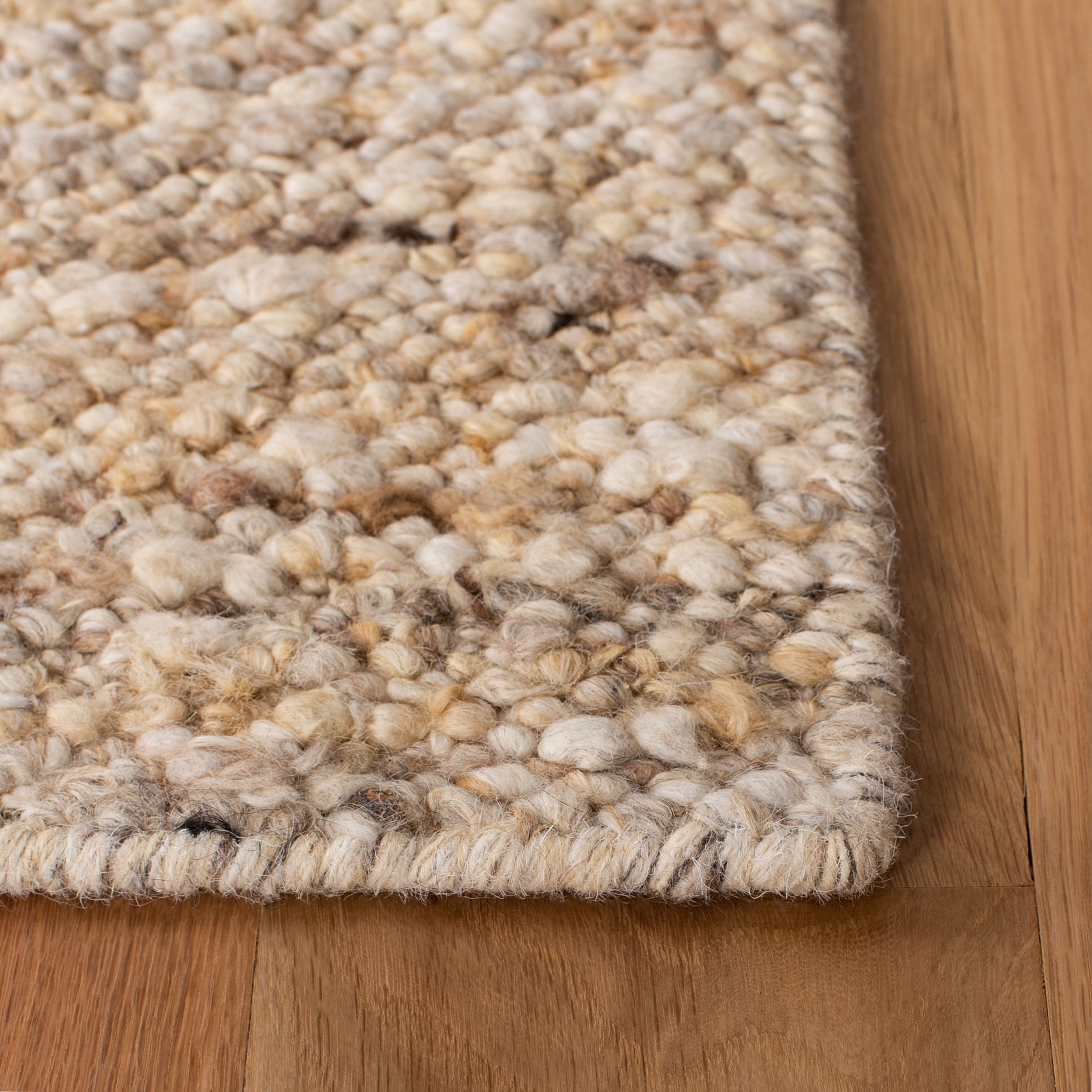 Safavieh Natura Earnestine Solid Area Rug, Beige, 4' x 6'