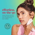 thumbnail image 4 of Toallitas faciales Burt's Bees Coconut & Lotus Micellar de 30 unidades (paquete de 3) Burt's Bees NA, 4 of 9