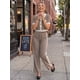 thumbnail image 2 of Conjunto Casual para Mujer 2 Piezas Blusa Crop con Botones Decorativos y Pantalón Palazzo de Pierna Ancha, 2 of 5