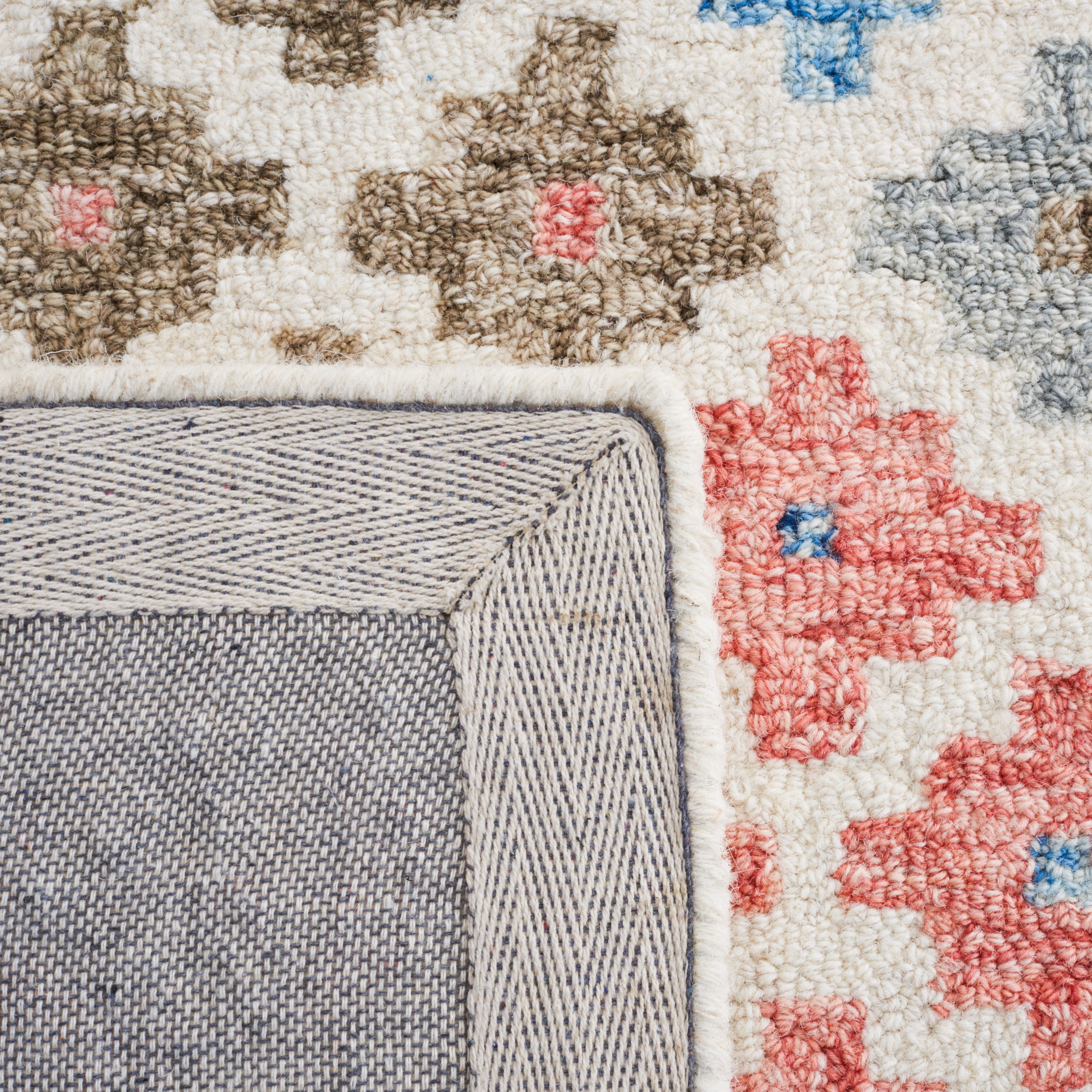SAFAVIEH Metro Denica Floral Runner Rug, Ivory/Blue, 2'3" x 9'