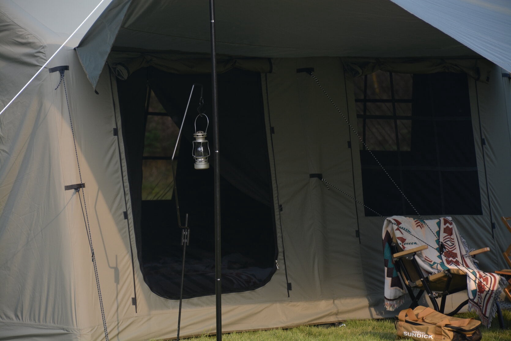 9.8×13ft Canopy Inflatable Camping Tent with Hand Pump, Waterproof Windproof Easy Setup Air Glamping Tent, for Glamping, Green