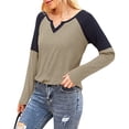 thumbnail image 3 of Camisa de mujer con cuello en V Color de contraste Camiseta interior de manga larga Poliéster para Otoño Invierno, 3 of 6