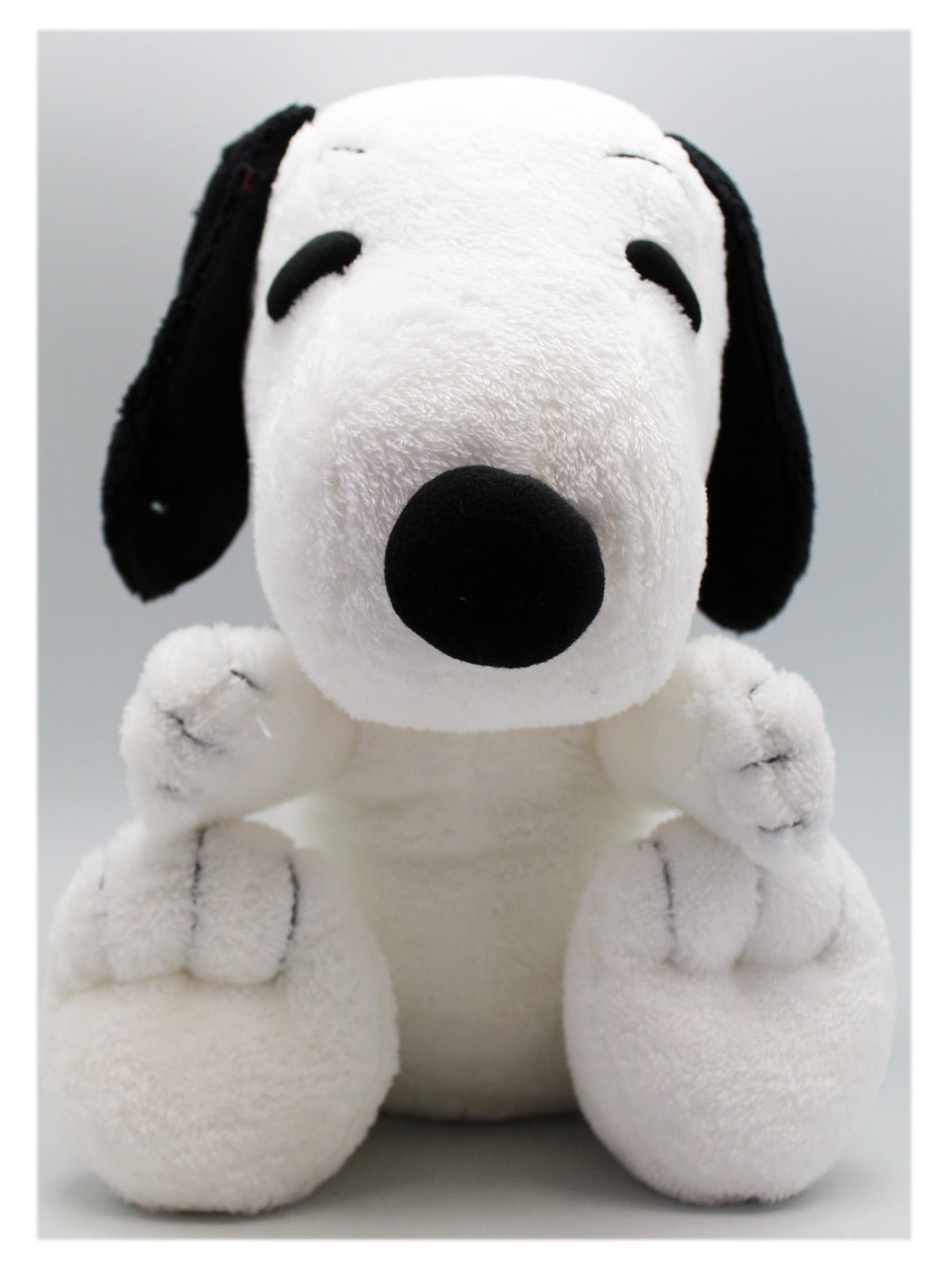 Peanuts' Snoopy Medium Size Smiling Kids Plush Toy (12in)