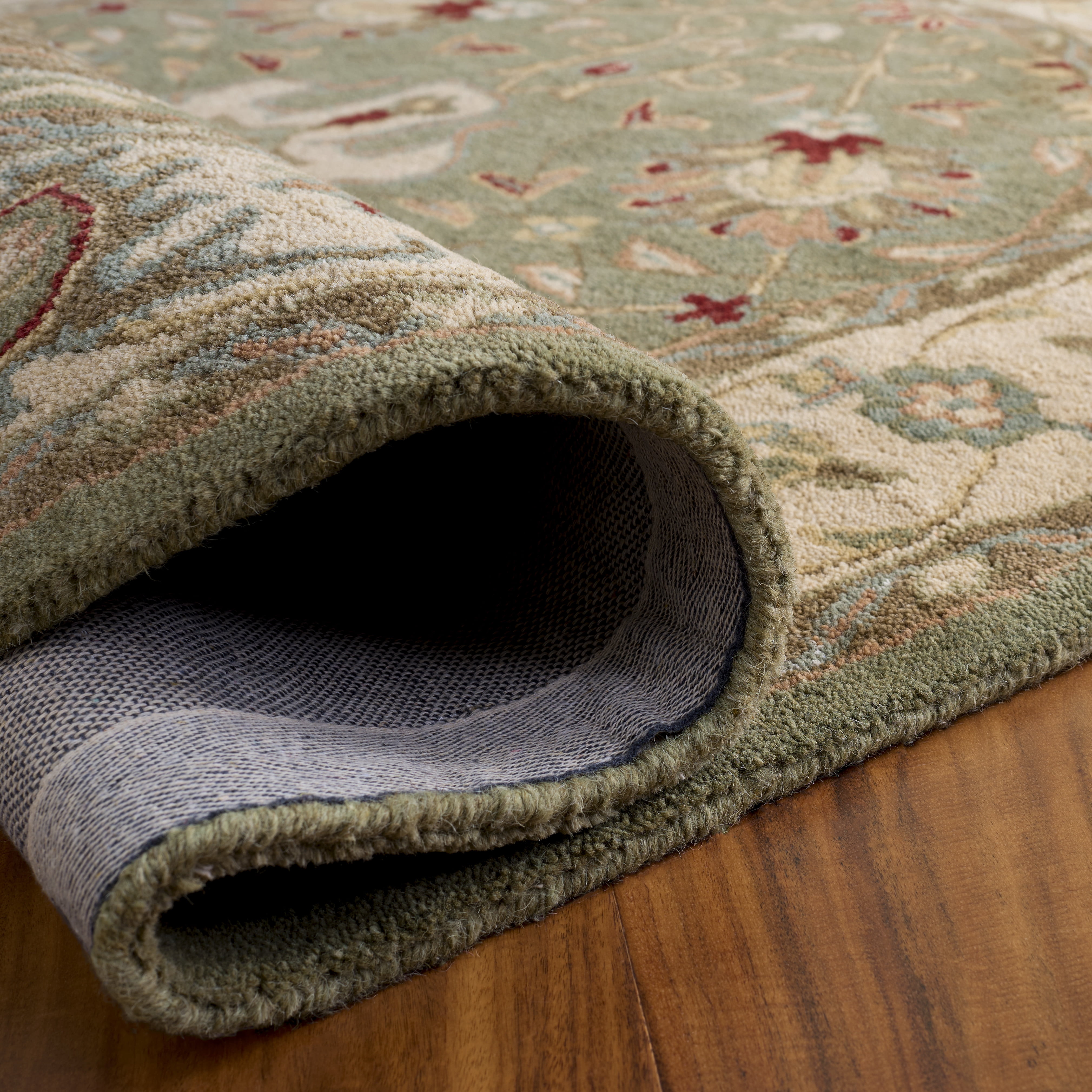 SAFAVIEH Antiquity Lilibeth Oriental Wool Area Rug, Sage, 4'6" x 6'6" Oval
