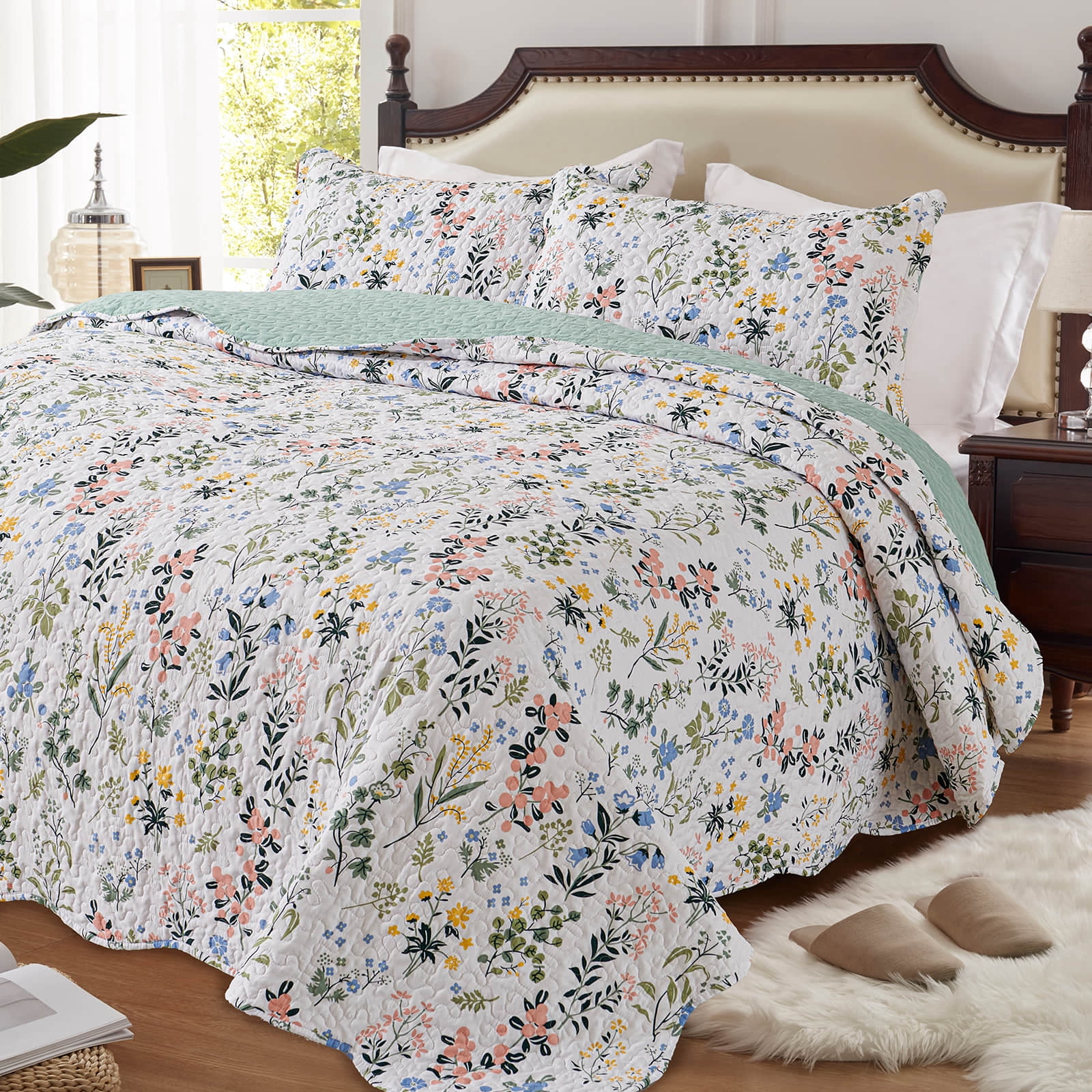 3-Piece Full/Queen Size Quilt Set - Floral Garden Style Bedspread Coverlet with 2 Pillow Shams, Microfiber
