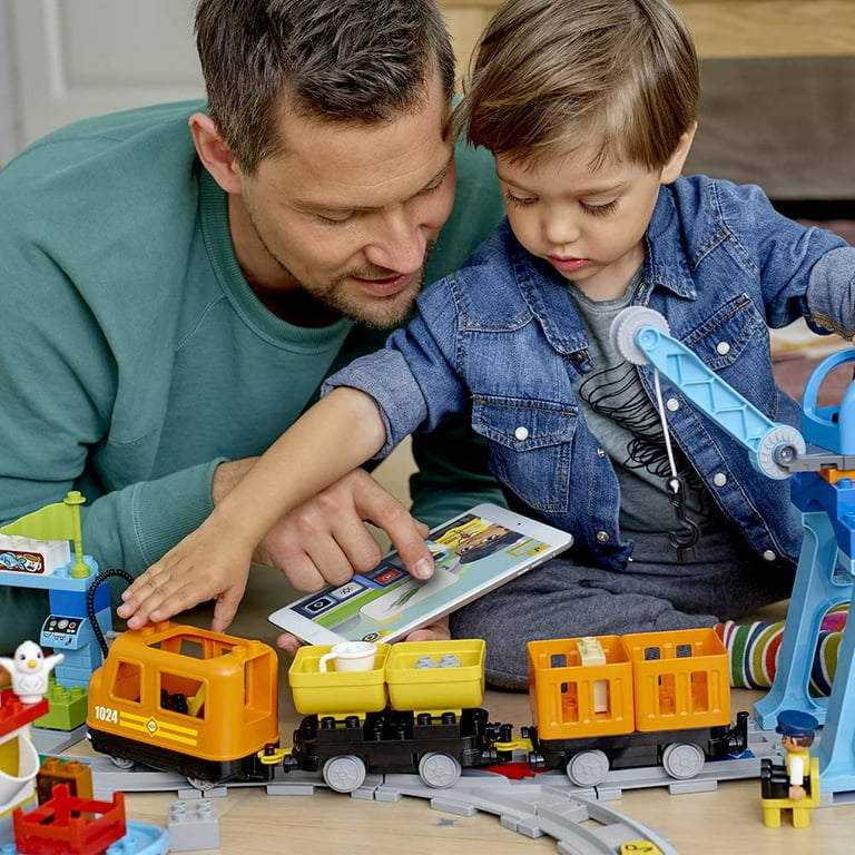 Henstilling Kunde Sandet LEGO DUPLO Cargo Train 10875 Exclusive Battery-Operated Building Blocks Set,  Best Engineering and STEM Toy for Toddlers (105 Pieces) - Walmart.com