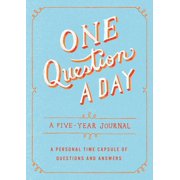 AIMEE CHASE One Question a Day: One Question a Day: A Five-Year Journal: A Personal Time Capsule of Questions and Answers (Hardcover)