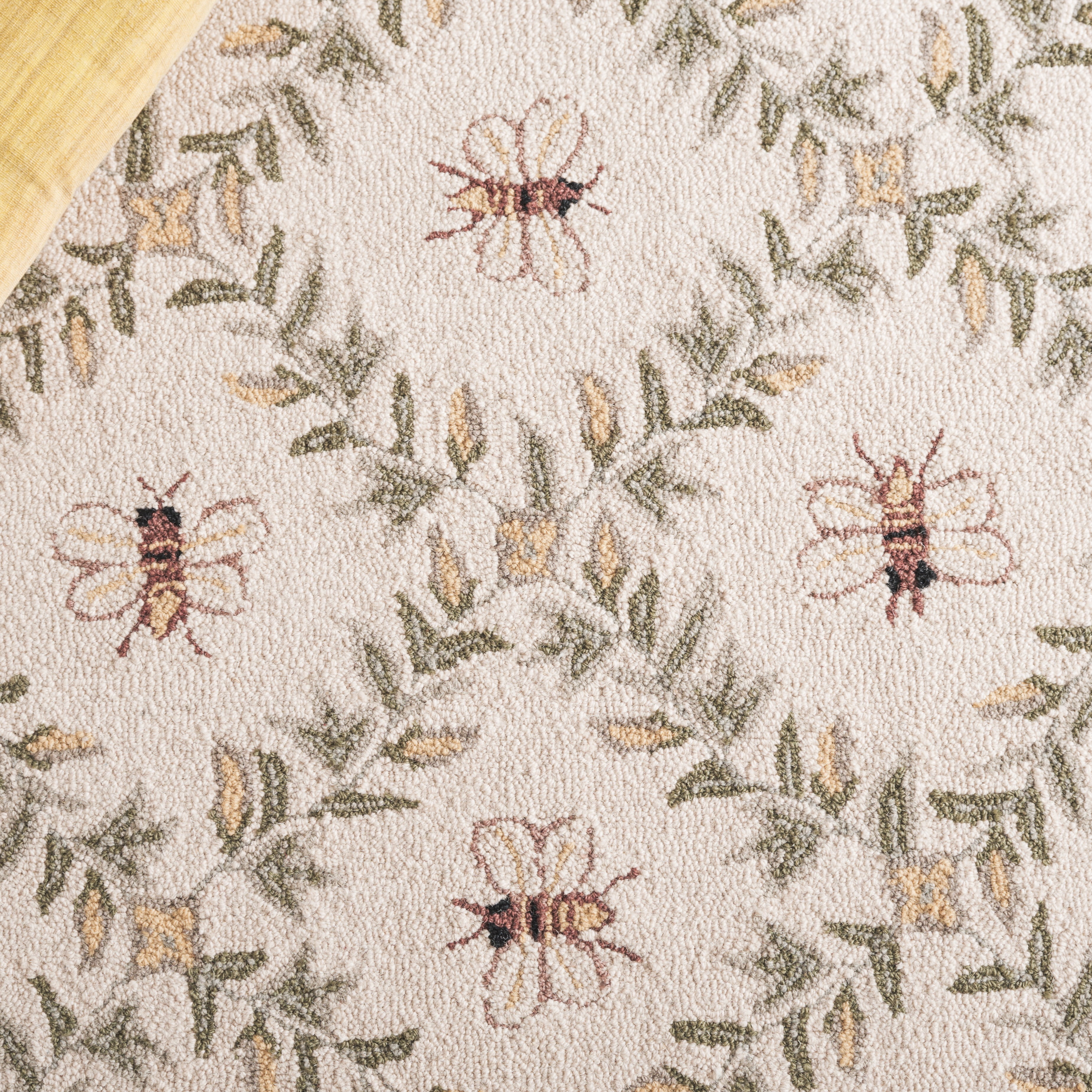 Safavieh Chelsea Lara Bordered Wool Area Rug, Ivory/Green, 6' x 6' Round