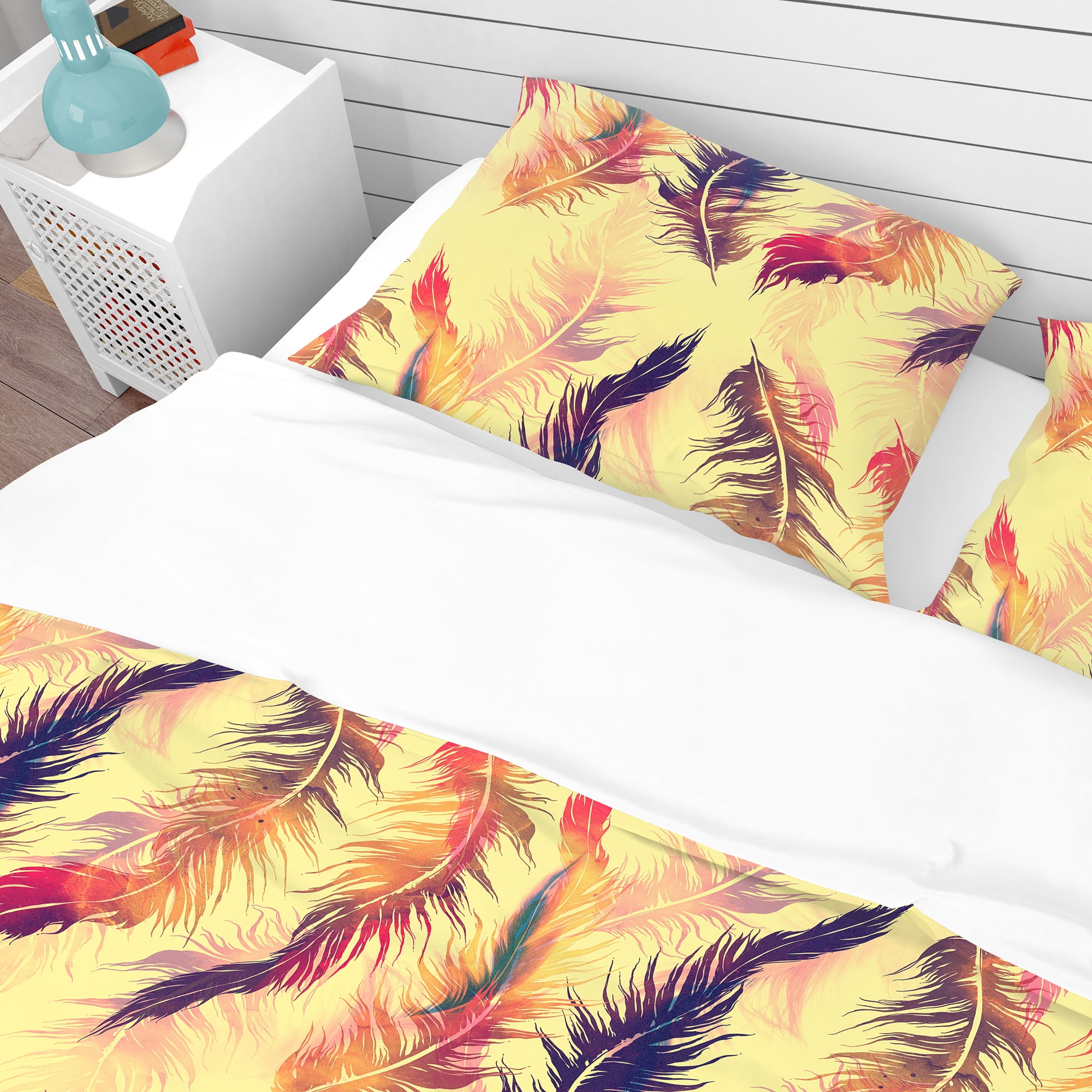 Designart 'Pattern with Imprints of Flying Bird Feathers' Southwestern Duvet Cover Set